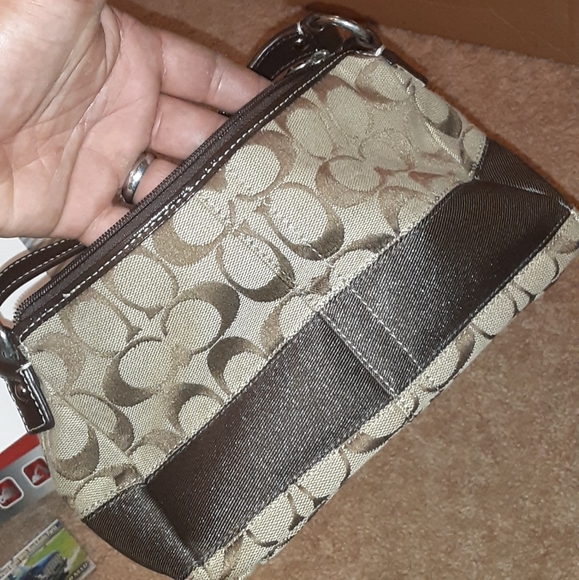 Coach purse - Picture 1 of 4